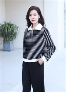 现货供应：条纹休闲卫衣，女装卫衣/绒衫，拉思维加丝
