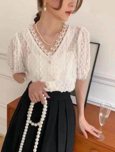 夏季新款小衫，女装，依洛菲