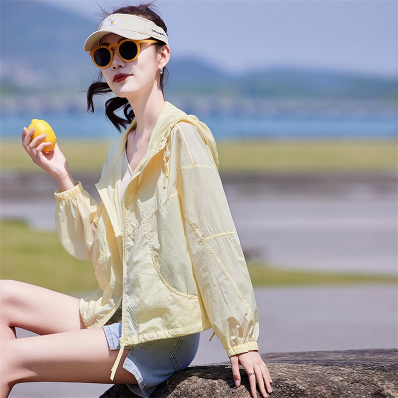 女2026新款夏装宽松显瘦今年流行空调衫旅行户外宽松薄短外套,女装防晒衣,靓衣阁