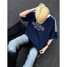 藏青色