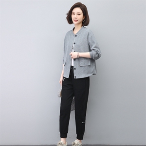 卫衣外套女开衫短款小个子新款宽松上衣薄款紫色休闲妈妈棉质秋装图片