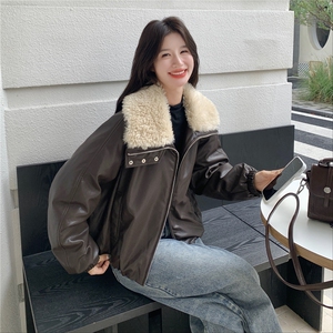 2026冬季皮衣羽绒服短款90绒RF2C290-6885#-P275-K398图片
