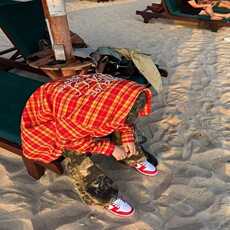 红色格子长袖衬衫外套衬衣女2025新款春秋季法式上衣开春小众穿搭，男装衬衫，星座218-8