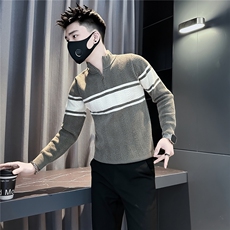 灰绿色