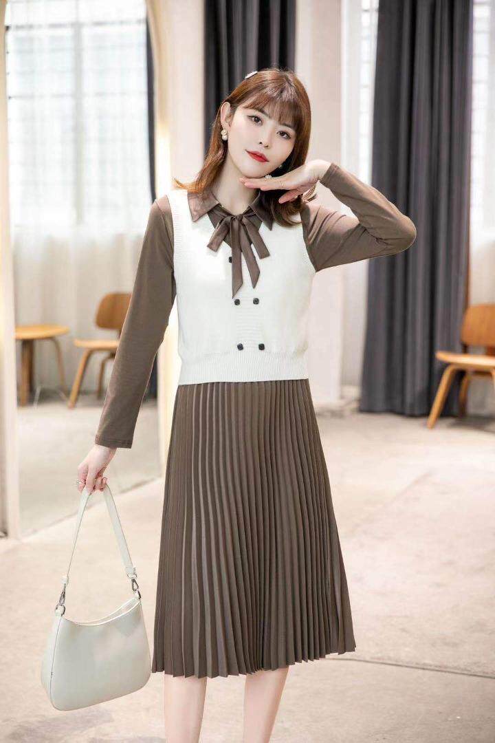 秋装，马甲两件套连衣裙，现货四个尺码，女装马夹，依柏璐