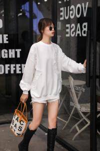 现货空气立体木耳边秋季新款卫衣，女装卫衣/绒衫，mumu.story