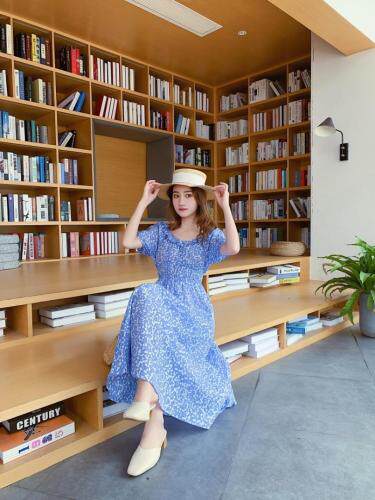 2021年夏季新款，女装，V/A