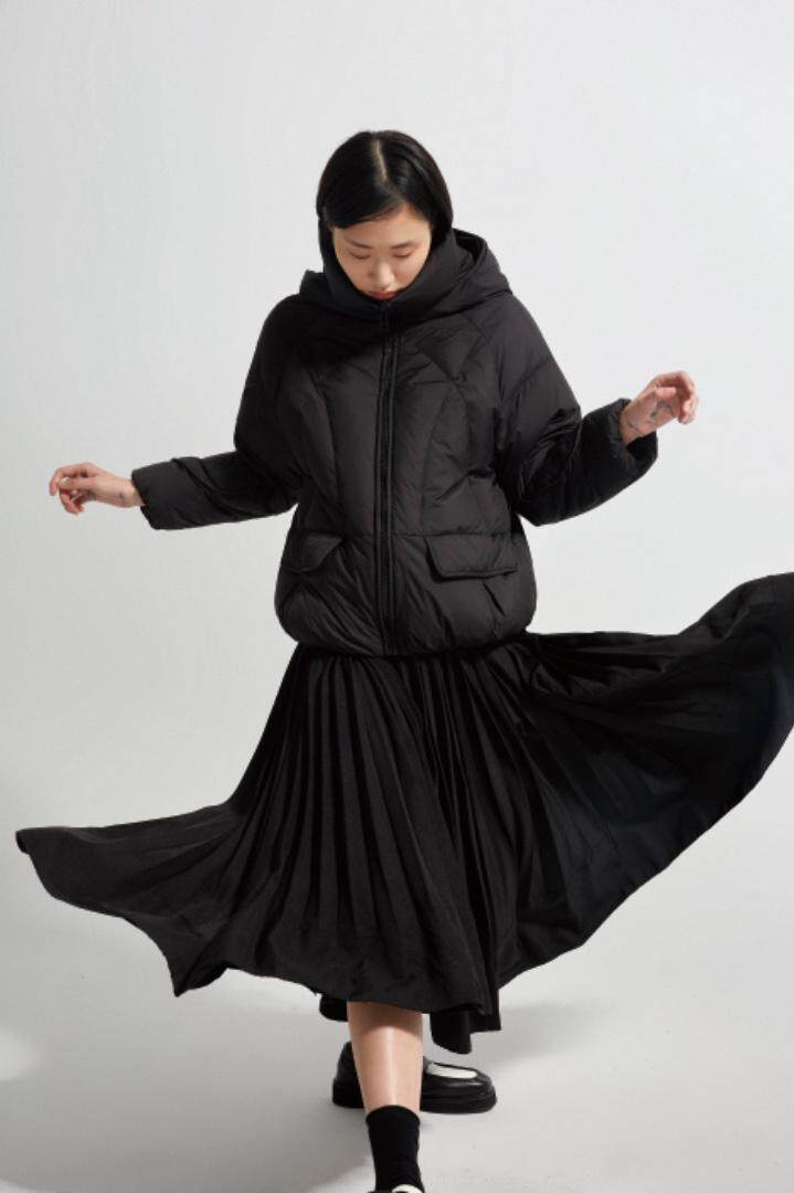 oversize的版型，面料亲肤柔软，采用了特色绣花.，女装，梦汐缘