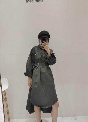 秋季中长款衬衣裙，其它，E·呀