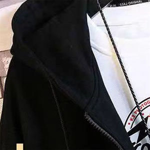 时尚男士黑色连帽开衫夹克 舒适百搭休闲外套 简约大方设计图片