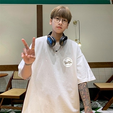 白色