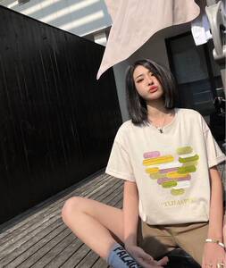 彩点钻短袖圆领T恤图片