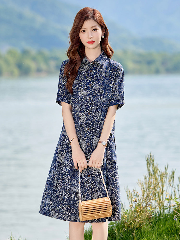 现货2025年夏季文艺复古印花妈妈休闲连衣裙,女装连衣裙,依恋蒂丝