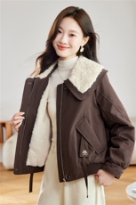现货！2025年冬季新款娃娃领棉衣女短款时尚保暖棉服加绒加厚外套，女装棉衣/棉服，沐七七
