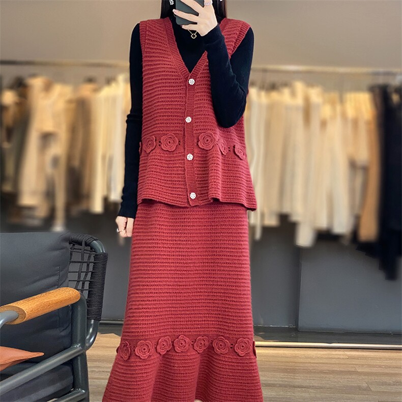 秋冬季新款女时尚百搭显瘦镂空花朵时尚气质两件套,女装套装/套裙,江南羊绒