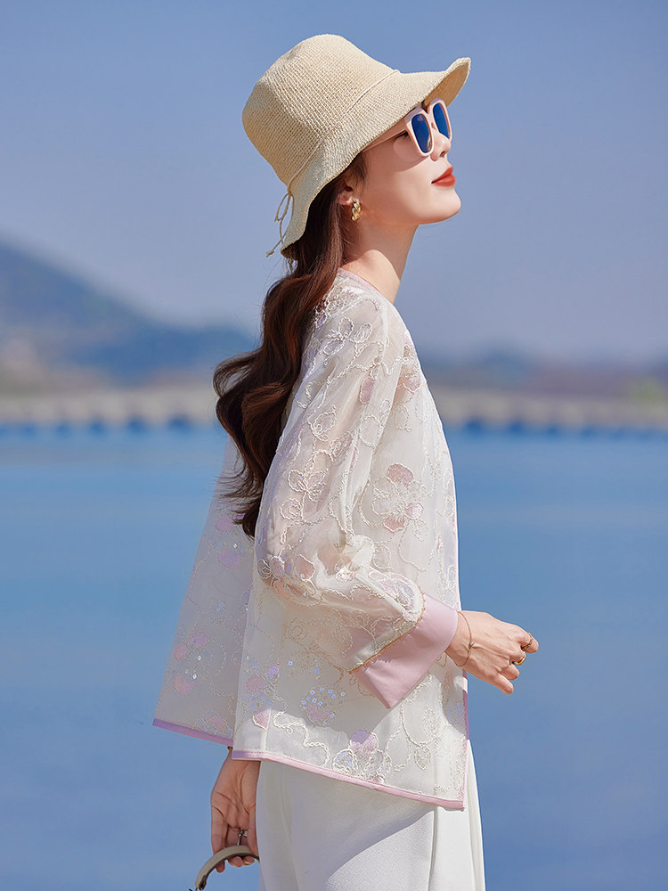 甜美小香风刺绣欧根纱薄外套女2025春夏新款气质百搭防晒开衫上衣,女装短外套,靓衣阁