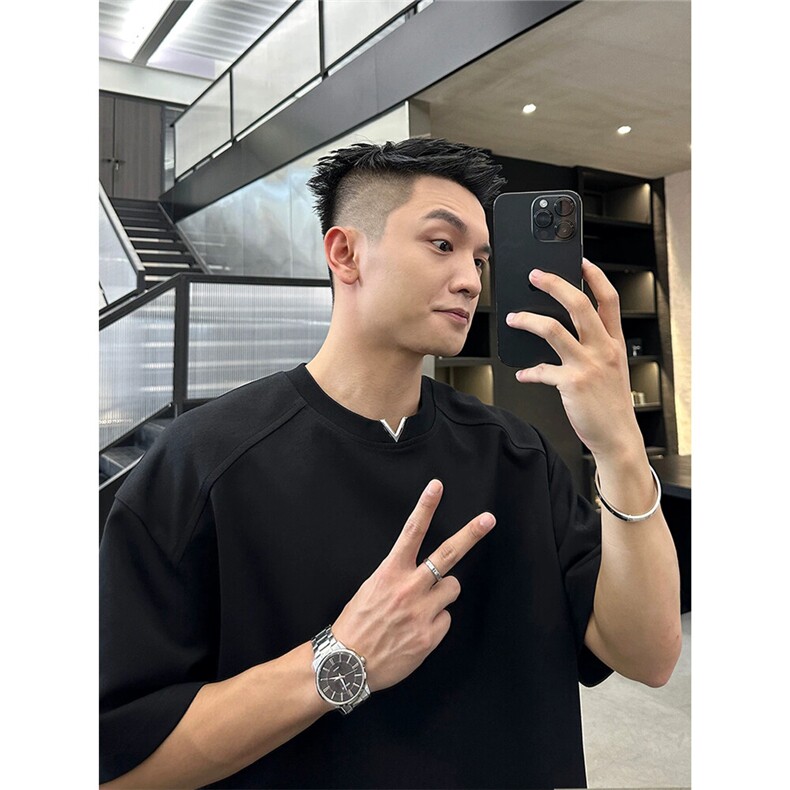（网图）老钱风小V领夏季男士短袖T恤高级感简约上衣美式潮牌P28,男装T恤,电商C306-1