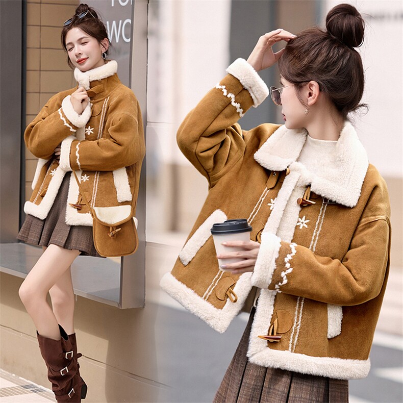 现货！民族风牛角扣刺绣羊羔毛外套女秋冬麂皮绒皮毛一体加绒加厚，女装羊羔毛/颗粒绒，韩蔻秀