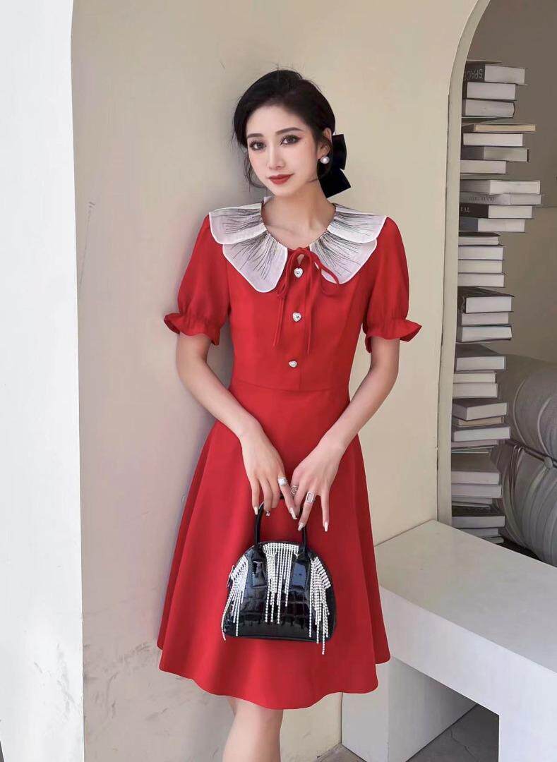 [现货]刺绣娃娃领系带连衣裙，三色、三码，女装连衣裙，依柏璐(1F)