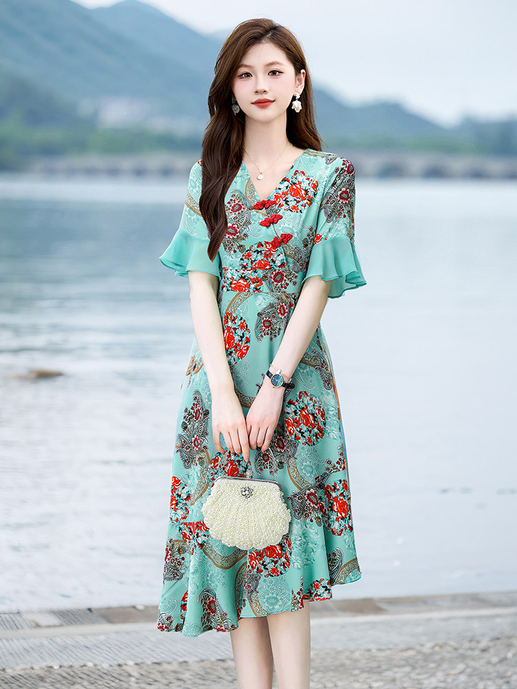 现货新中式连衣裙女新款夏收腰显瘦荷叶边气质鱼尾连衣裙,女装连衣裙,韩美纤衣