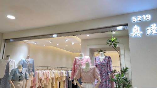 OKUJADES奥瑾家夏装新款上新?,女装,奥瑾