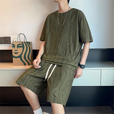 军绿色