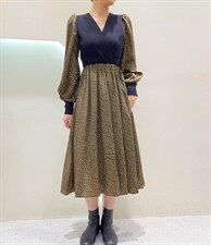 【现货】冬装新款针织拼接连衣裙，女装连衣裙，她她蜜制