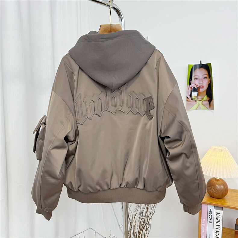 2025新款男士短款连帽羽绒服D213-89083-P520，男装羽绒服，电商D213