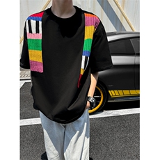 黑色