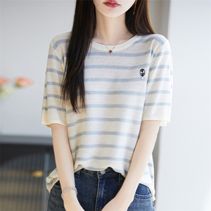 夏新款圆领条纹拼色刺绣小花精纺羊毛短袖T恤女休闲宽松针织上衣图片