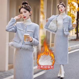 法式小香风羽绒套装女2025年冬季新款轻奢名媛高级感半身裙两件套图片