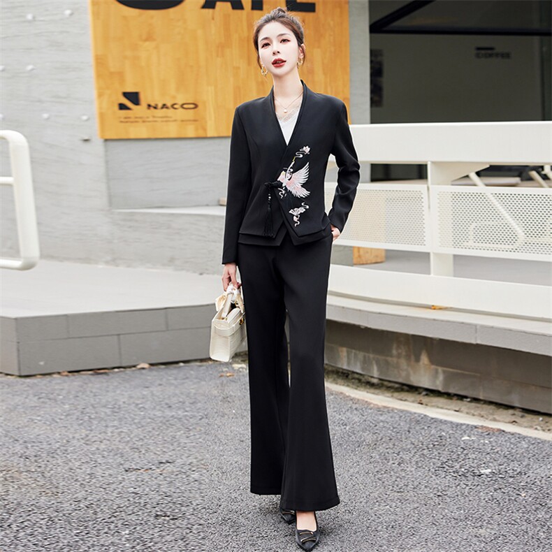 秋冬女士长裤长袖修身高腰纯色显瘦刺绣套装职业气质大码女装潮流,女装套装/套裙,红依一坊
