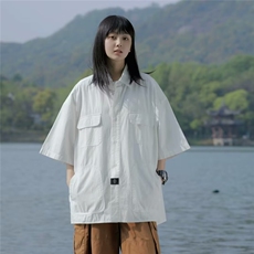 白色
