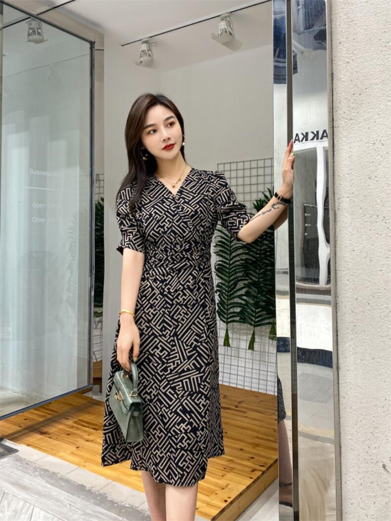 夏季气质连衣裙,女装连衣裙,唯美