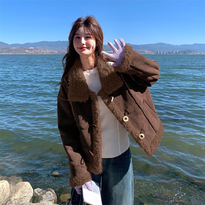 2025冬季新款现货！韩系风格修身皮毛一体短外套,女装棉衣/棉服,自然秀