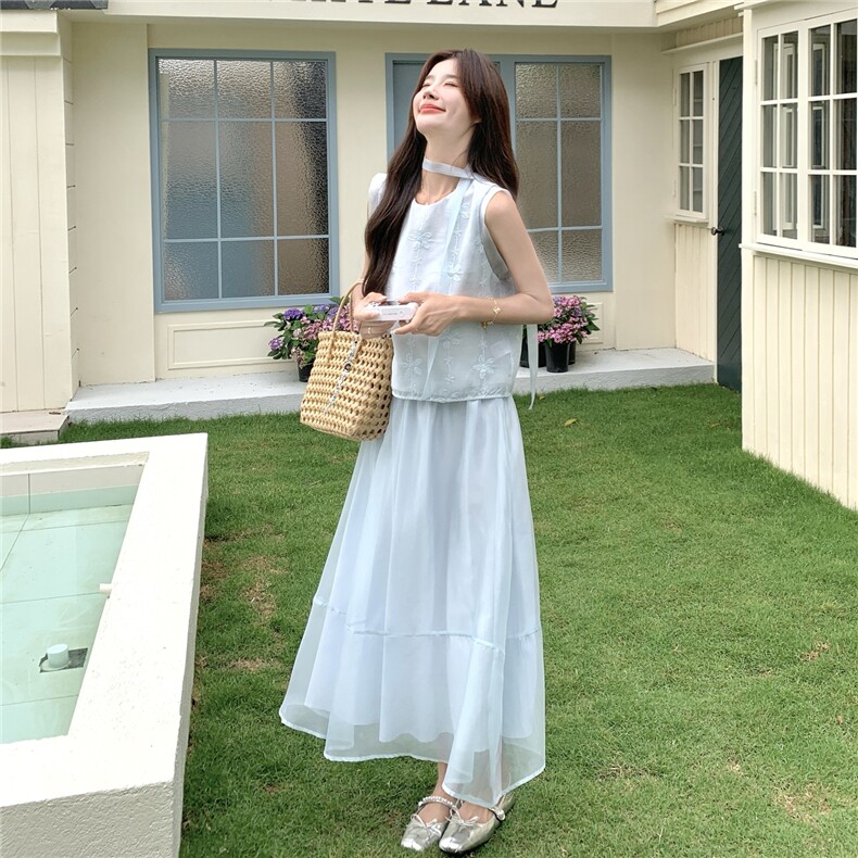 浅蓝色蕾丝背心网纱半身裙套装女夏2025新款ootd穿搭超好看两件套,女装套装/套裙,2C135