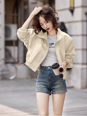 红外套女短款风衣2025新款时尚休闲百搭棒球服派克夹克上衣，女装派克服，依万里