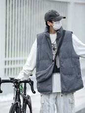 灰色