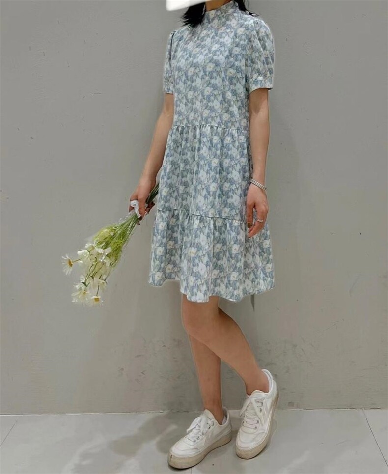 【现货】碎花连衣裙2色，女装连衣裙，ONE(2F)