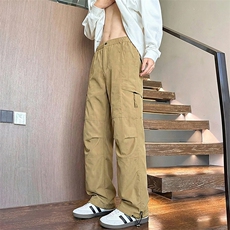 卡其色