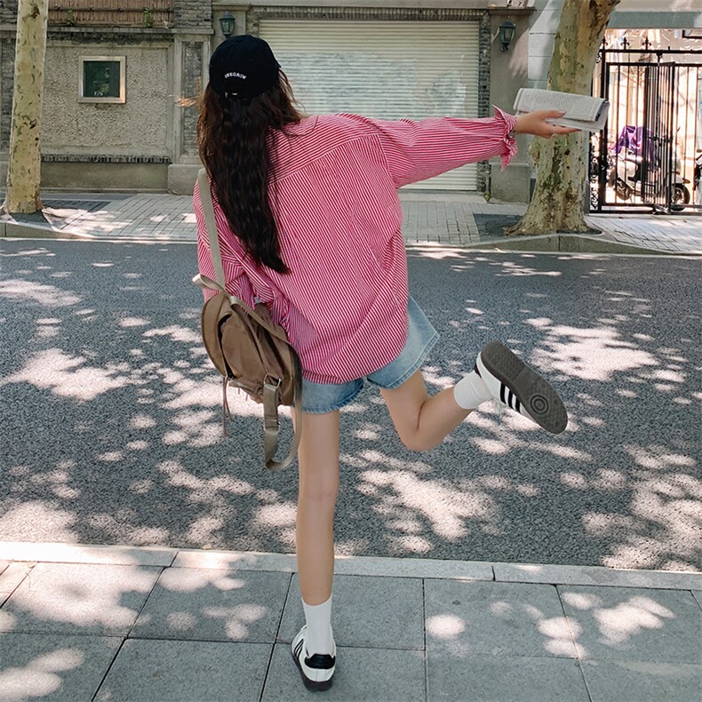 秋季条纹衬衫女港风设计感小众衬衣内搭叠穿外套,女装衬衫,梦懿尔