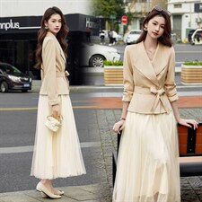 现货2026春装新款时尚气质潮流女小外套蕾丝半裙套装通用两件套，女装套装/套裙，奋斗女王