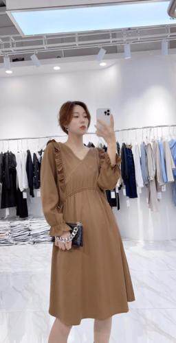 潮流设计连衣裙，女装连衣裙，倾城伊人