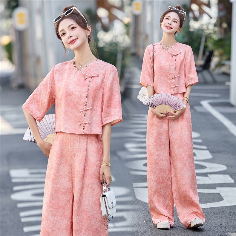 巨好看的年轻洋气套装女2025夏季新款民国风中式盘扣超火两件套裤,女装套装/套裙,伊仟回