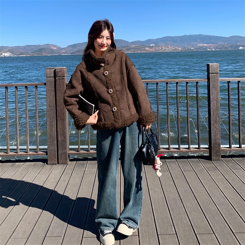 2025冬季新款现货！韩系风格修身皮毛一体短外套,女装棉衣/棉服,自然秀