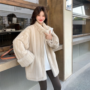 杏色慵懒风仿水貂毛立领外套女2025冬新款高级感保暖厚实皮毛一体图片