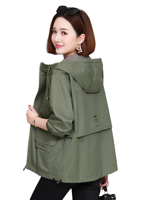 大码女装胖妈妈mm连帽风衣春秋新款韩版宽松上衣200斤二八月外套,女装短外套,丽影随形