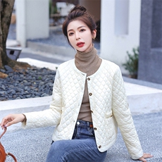 爆主打款2024年冬新款菱形格绗线棉服保暖显瘦百搭短款夹棉外套女，女装棉衣/棉服，霓裳依族