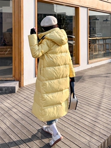90绒羽绒服图片