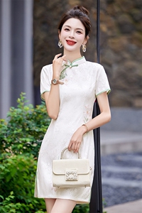 现货2024改良旗袍连衣裙年轻款女夏季新中式高级感禅意碎花裙图片